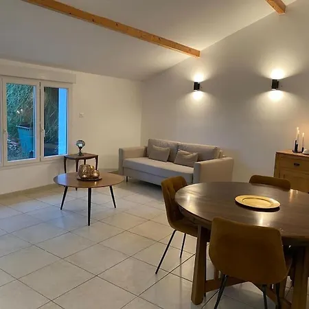 Maisonnette Pour 4 Pers Piscine De Mai A Sept 2hrs Par Jour * Dagneux