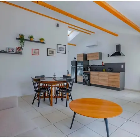 Charmante Maisonnette Au Calme, Proche De Lyon Apartment Dagneux